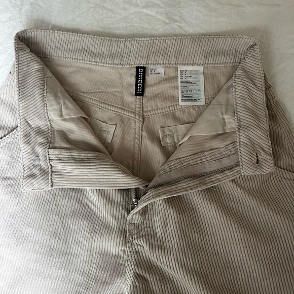 Beige Corduroy Pants - Size 4 - Picture 5 of 6